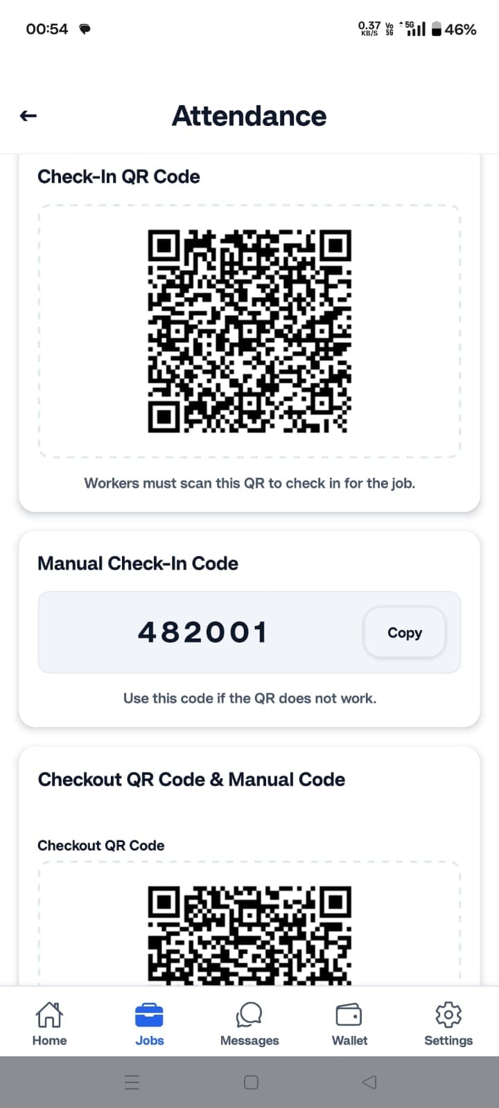 Hirearn attendance screen with check-in QR and manual code